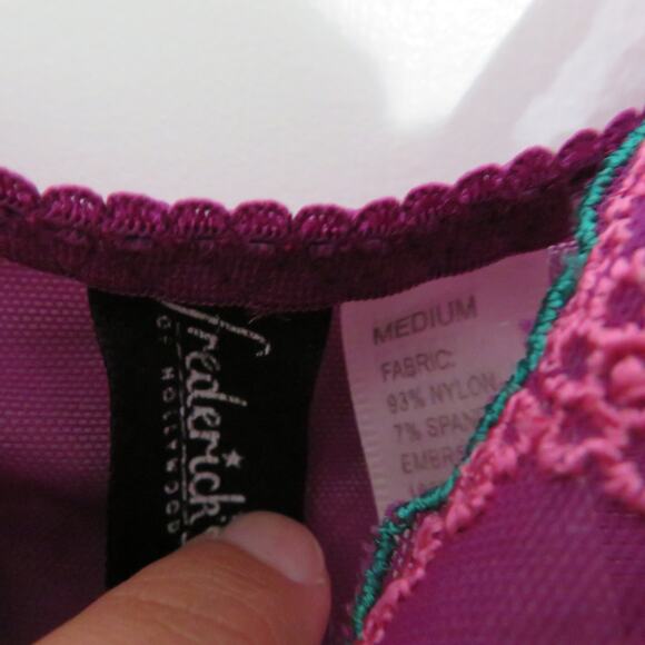 Frederick's of Hollywood Women M Purple Pink Strappy Embroidered Floral Top Y2K - Picture 5 of 5